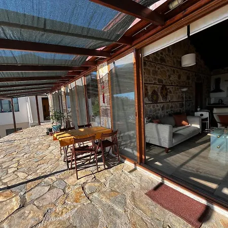 Keva Cetmibasi - Stone House Prázdninový dům Bahcedere